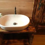 Holiday home Vojnuv Mestec Dum S Vuni Dreva