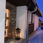 Vojnuv Mestec Dum S Vuni Dreva Vakantiehuis