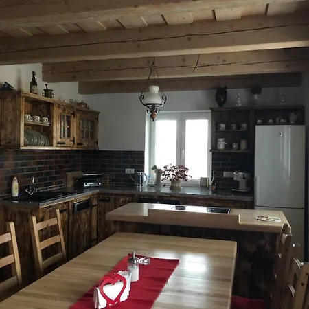 Vojnuv Mestec Dum S Vuni Dreva Žďár nad Sázavou