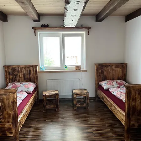 Vojnuv Mestec Dum S Vuni Dreva *