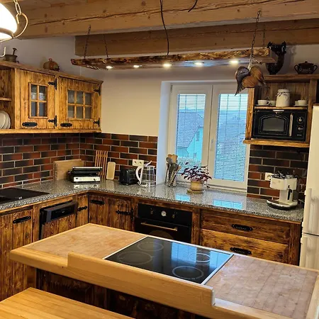 Vojnuv Mestec Dum S Vuni Dreva Holiday home
