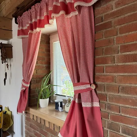 Casa vacanze Vojnuv Mestec Dum S Vuni Dreva *