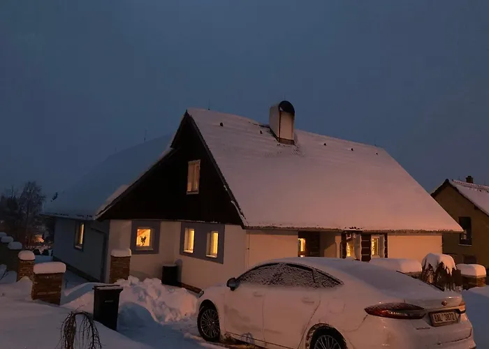 Vojnuv Mestec Dum S Vuni Dreva Dom wakacyjny *